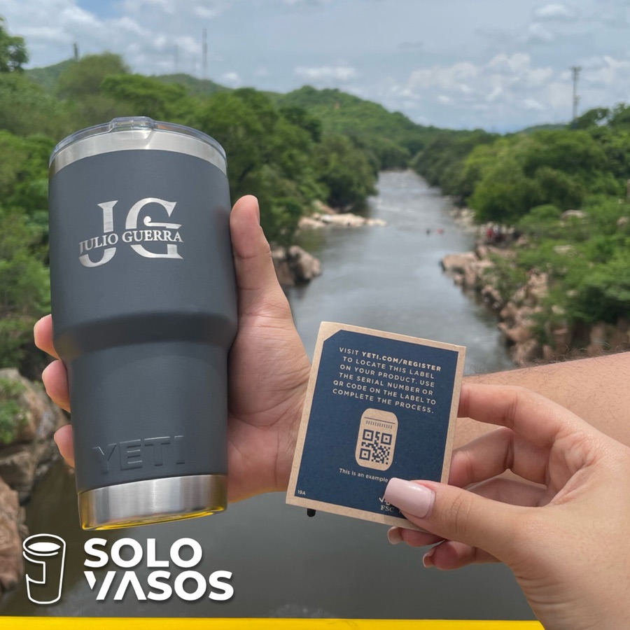 YETI 30 oz personalizado con grabado láser